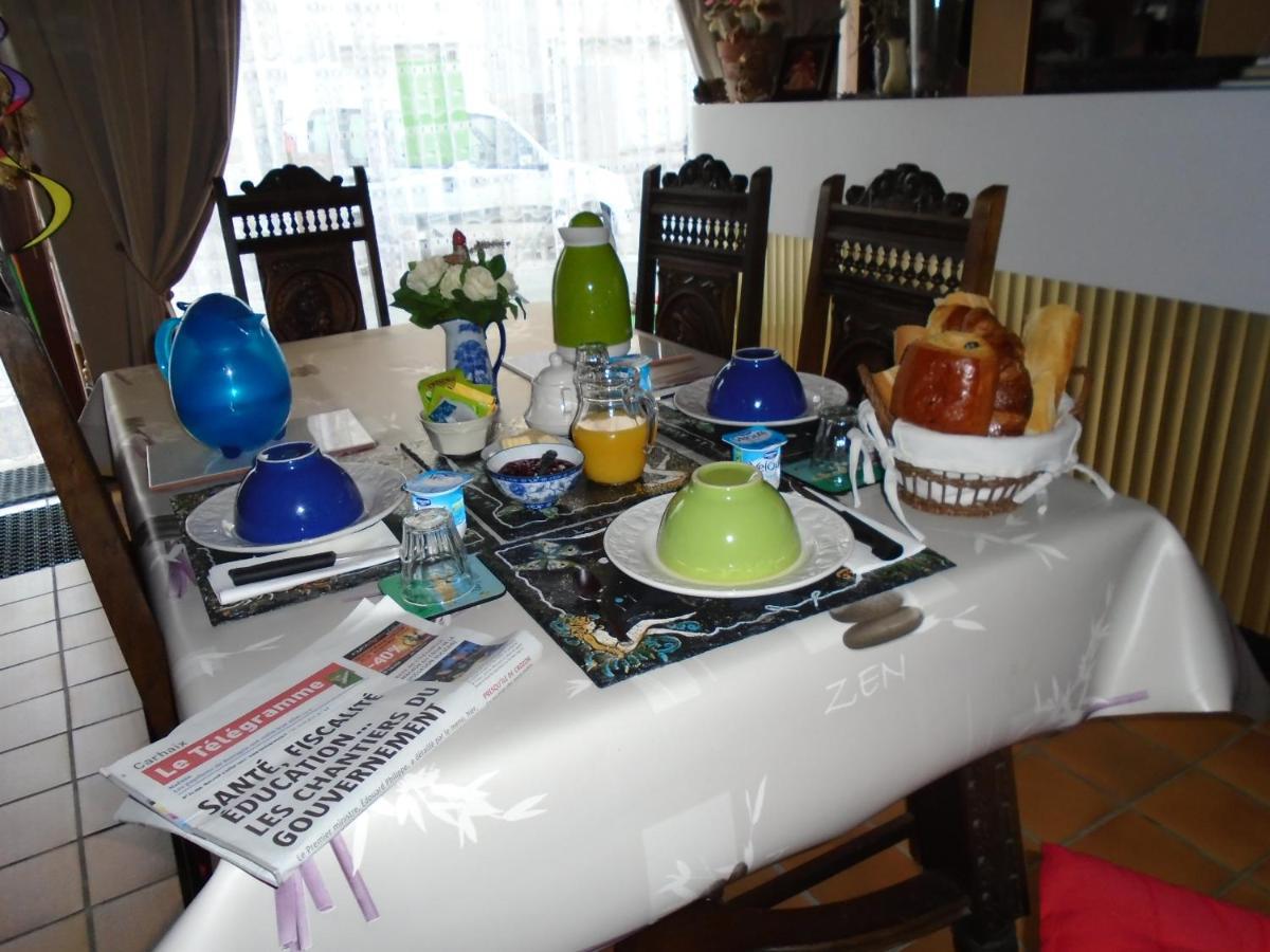La Mare Aux Fees Bed & Breakfast Huelgoat Bagian luar foto