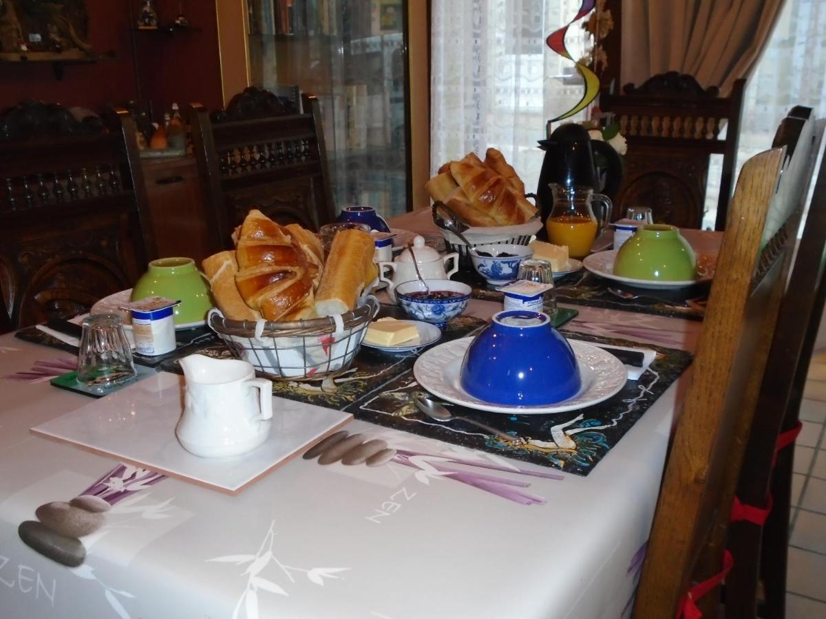 La Mare Aux Fees Bed & Breakfast Huelgoat Bagian luar foto